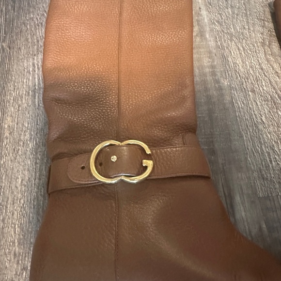 Gucci Brown Leather Boots with Gold Buckle - Picture 3 of 5